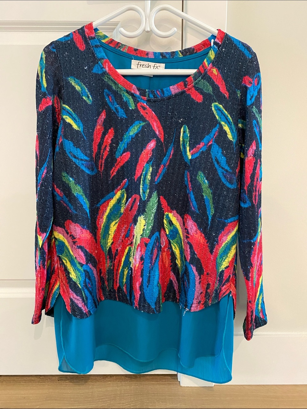 Fresh fx Multicolor Feather-Print Layered Navy & Teal Long-Sleeve Tunic